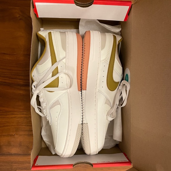 Nike Gamma Forces new in box - Picture 3 of 4